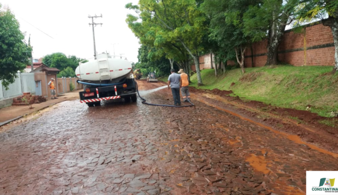 Encerradas obras de abastecimento de água na rua Gabriel Paludo