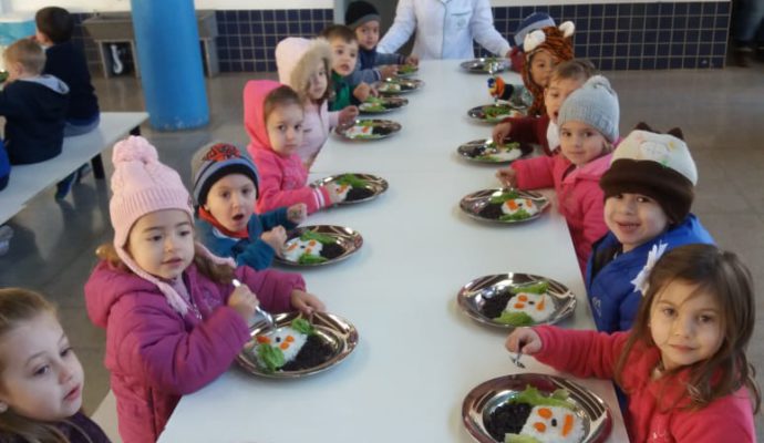 Secretaria de Educação promove atividade de Educação Nutricional na EMEI – Primeiros Passos