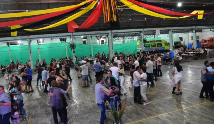 Festa do Servidor Público reúne mais de 600 pessoas
