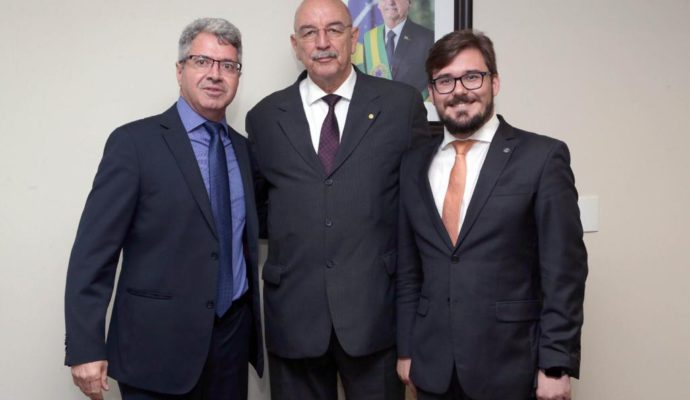 Vice-Prefeito Adroaldo cumpre agenda em Brasília