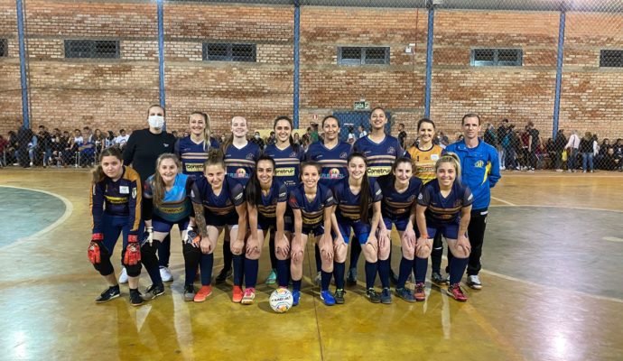 Constantina estreia com duas vitórias na Copa AMZOP de Futsal