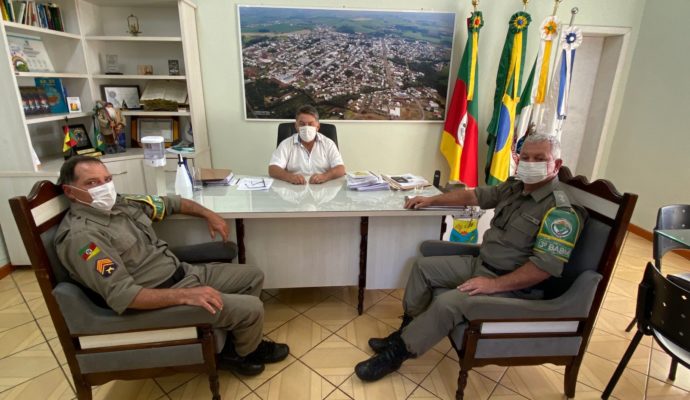 Prefeito Fidel recebe representantes da PATRAM