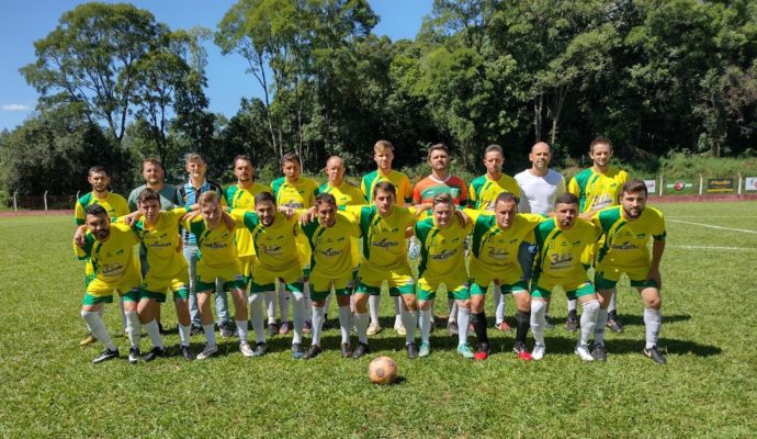 Clube Comercial/CMD Constantina estreia no Campeonato Regional de Futebol de Campo da LIA