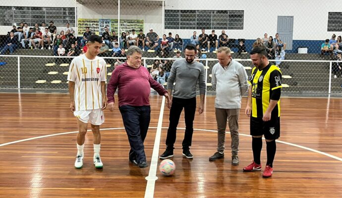 Iniciado Campeonato Municipal de Futsal – Taça 25 anos Cresol